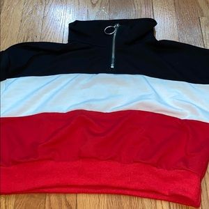 Long sleeve crop top